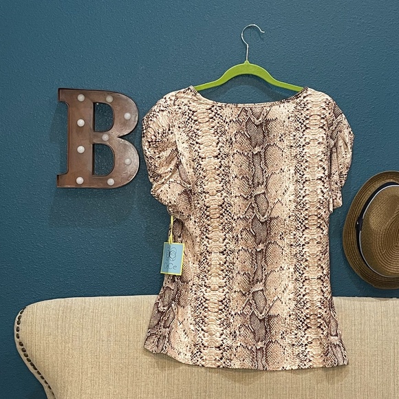 CeCe Python Print Stylized Sleeves Large Shirt New With Tags - Picture 4 of 5